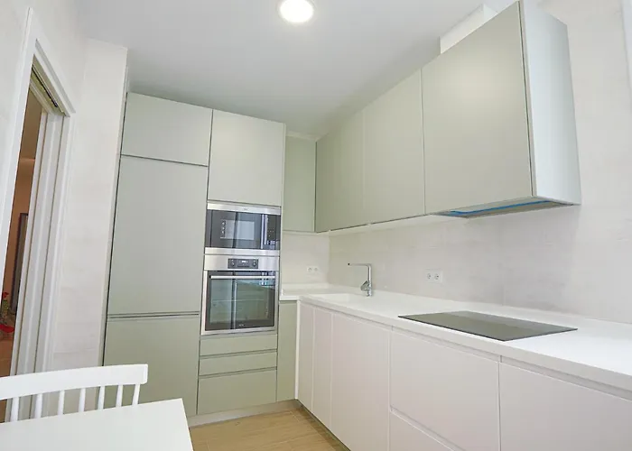 Piso Triana, 아파트 *